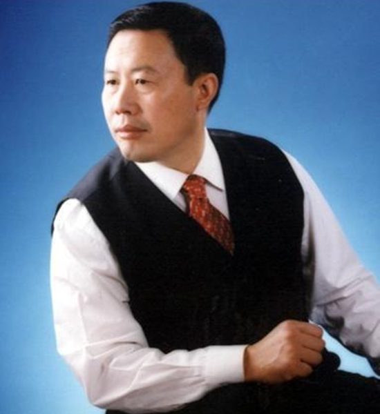 《当今奇人周兴和》励志小说连载之一 ● 地窖出生的孩子