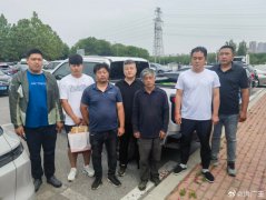 官商学联合起来忽悠农民