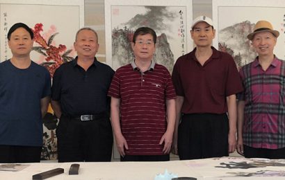 “庆建军95周年‘八一’翰墨谱华章”书画笔会走进悦之府国际退休村